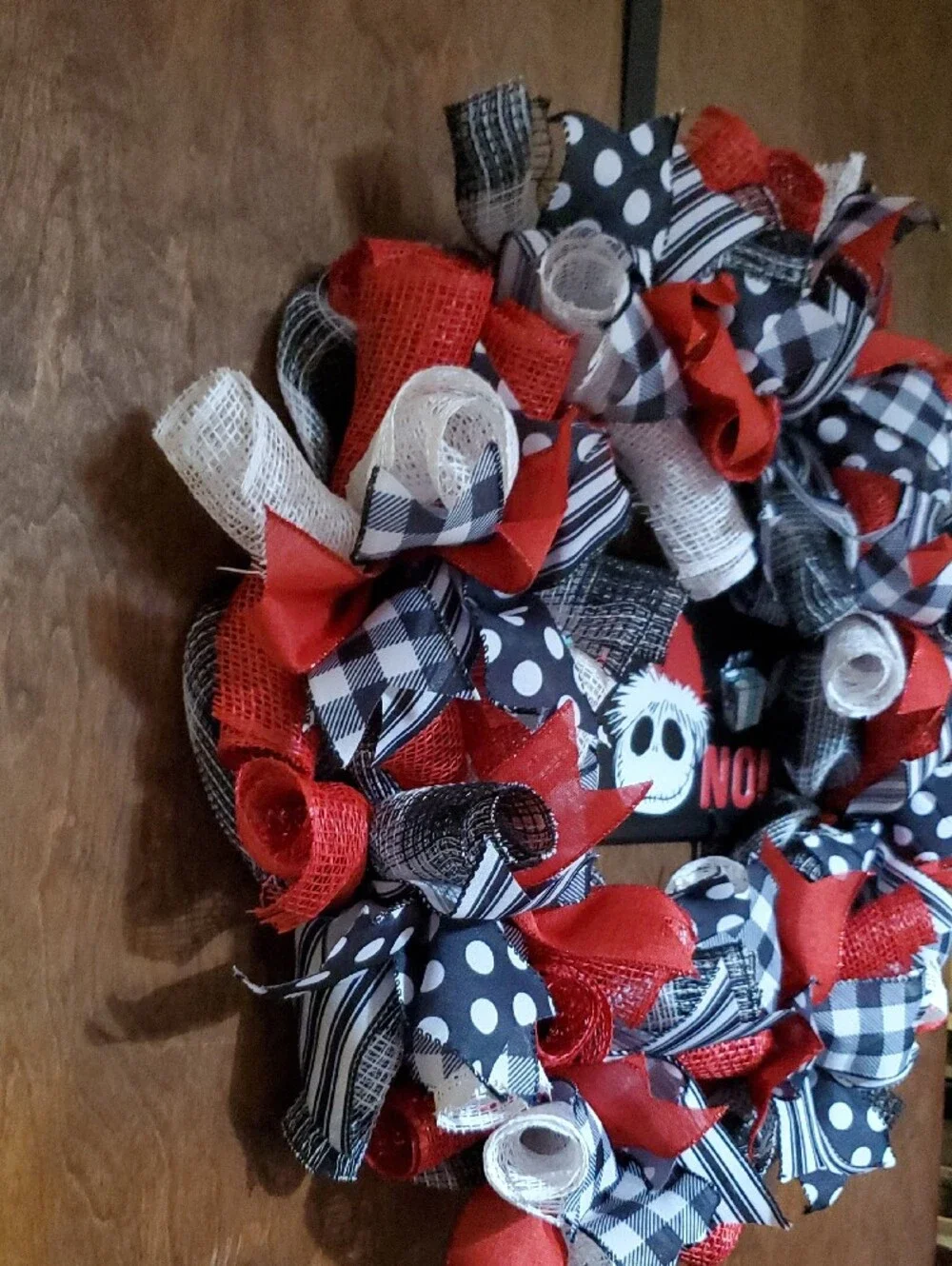 Red, Black & White Kids Holiday Bow Wreath